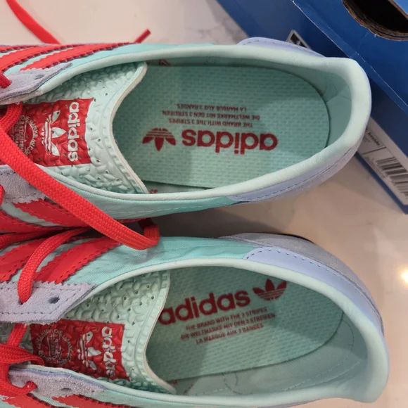 Adidas Teal and Red Sneakers - Picture 4 of 6